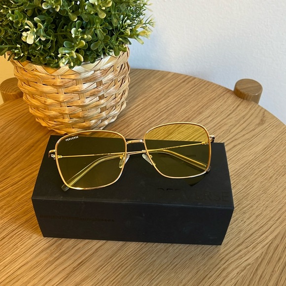 Sunglasses - Picture 1 of 4